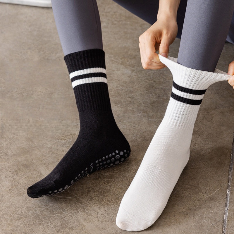 Women Non Slip Yoga Socks, Gri - огляд і ціна Pilates Yoga Fitness