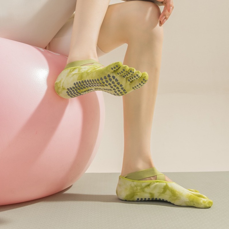 Women Five Toe Socks Women Bac - огляд і ціна Pilates Is Yoga