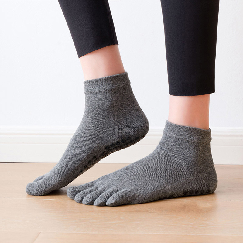 Anti-Slip Women Pilates Socks  - огляд і ціна Pilates Yoga Fitness