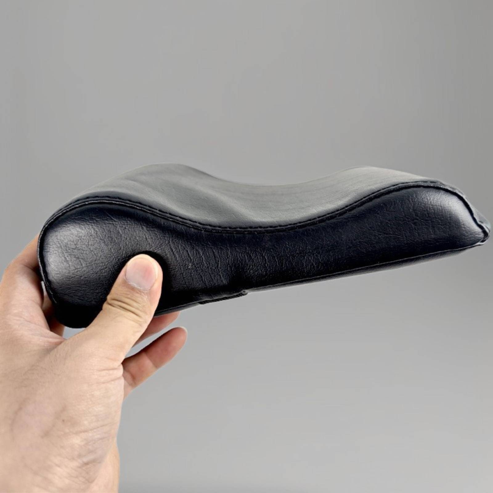 Pilates Bed Neck Pillow Padded - огляд і ціна Pilates & Yoga Tina Fehrenbach